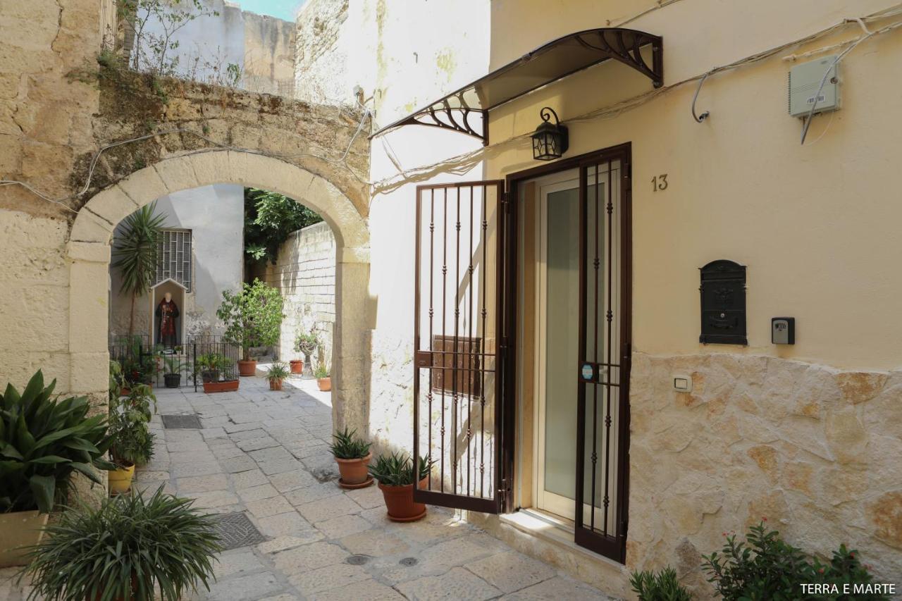Alla Corte Degli Alberolungo Bari Exterior photo